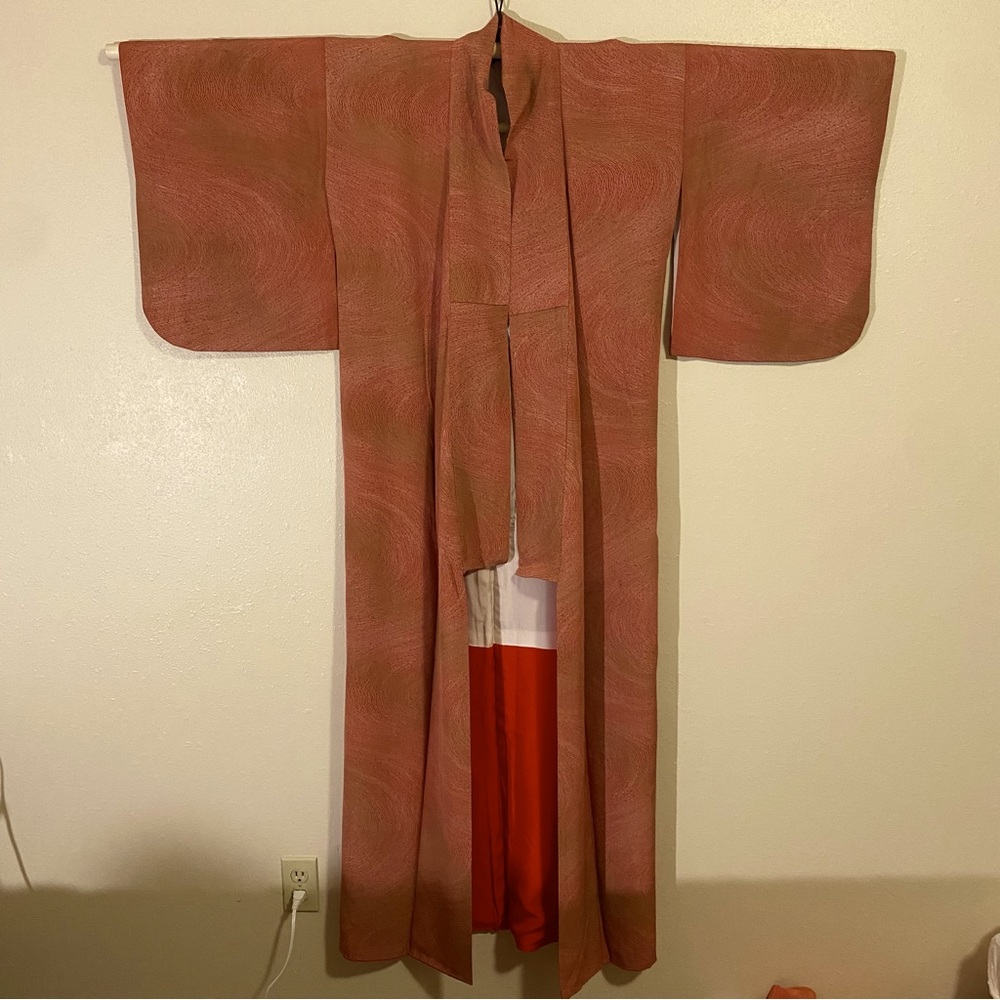 Antique Japanese Silk Kimono with Abstract Pattern